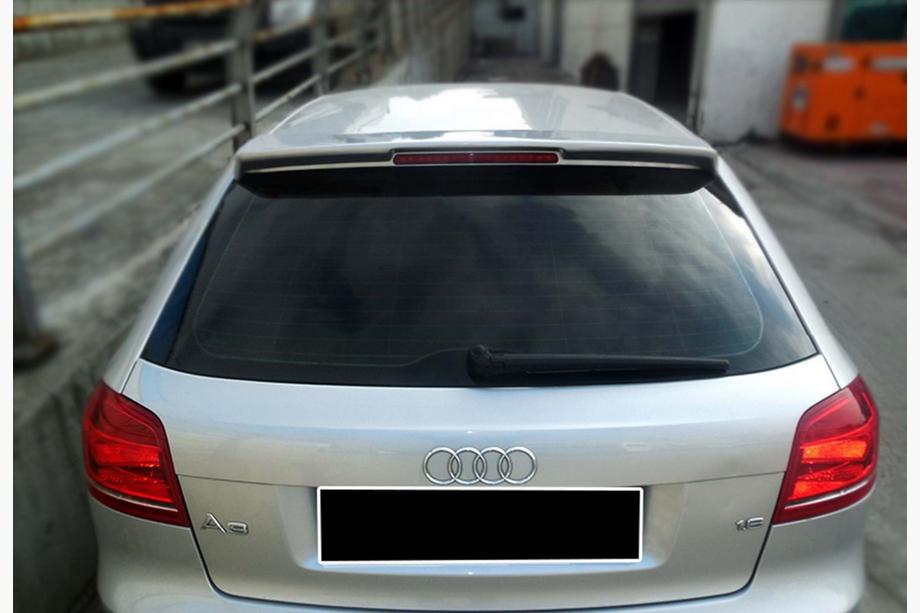 Audi A3 2003–2012 Spojler DPT V-3 (črna visok sijaj) Fotografija 1