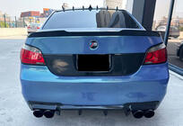 BMW Serija 5 E60/E61 2003–2010 Spojler M4-Style (črna visok sijaj) fotografija 3