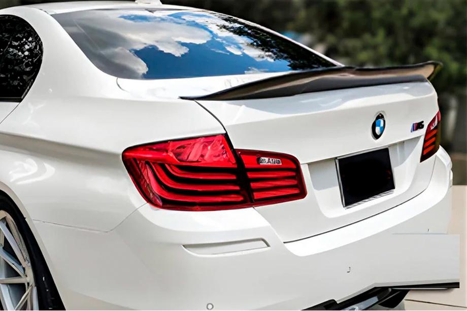 BMW serija 5 F10/F11 2010–2016 Spojler PSM-Style (za F10, črna visok sijaj) Image
