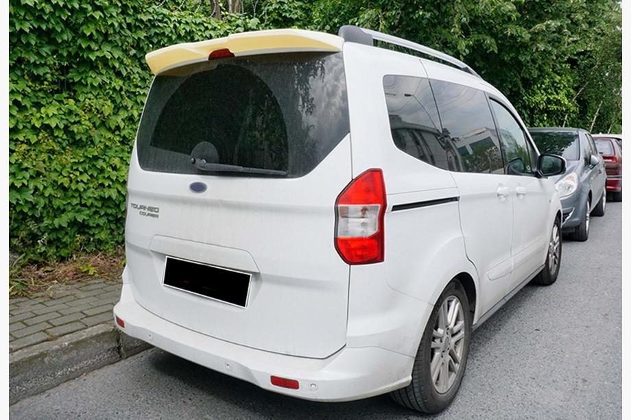 Ford Courier 2014–2023 DPT spojler (črna visok sijaj) Image