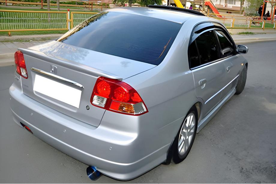 Honda Civic Sedan VII 2001–2006 DPT spojler (črna visok sijaj) Image