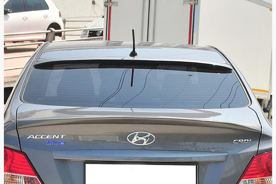 Hyundai Accent 2011–2017 DPT spojler (črna visok sijaj) Image