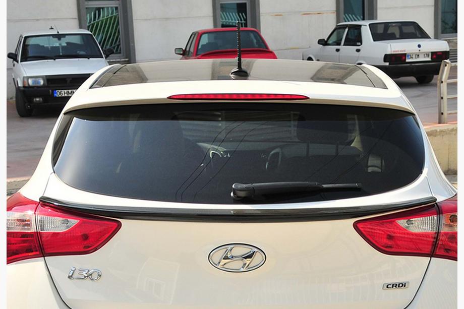 Hyundai I-30 2012–2017 DPT spojler (črna visok sijaj) Image