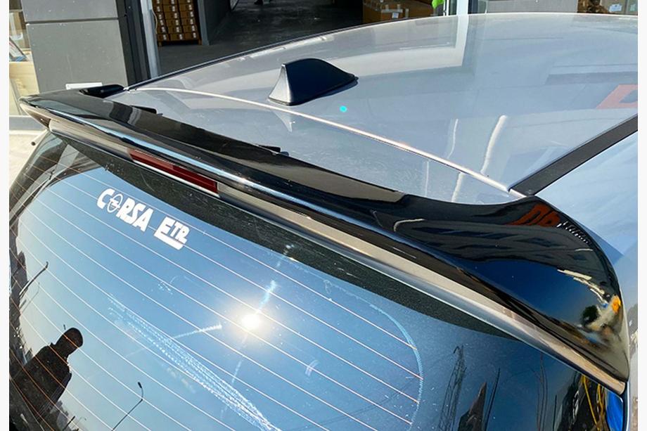 Opel Corsa E 2015–2019 Spojler DPT V-1 (črna visok sijaj) Image