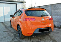 Seat Leon 2005–2012 Spojler DPT V-1 (2009-2012, črna visok sijaj) fotografija 4