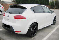 Seat Leon 2005–2012 Spojler DPT V-4 (2009-2012, črna visok sijaj) fotografija 4