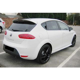 Spojler DPT V-4 (2009-2012, črna visok sijaj) Seat Leon 2005–2012 fotografija 4