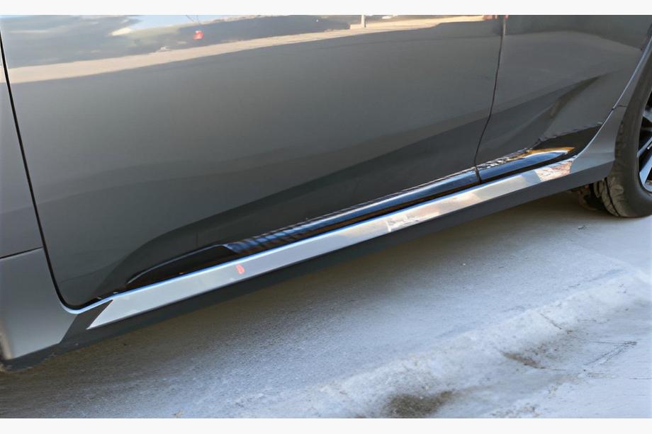 Honda Civic Limuzina X 2016–2021 DPT vratne letve (črna visok sijaj) Image