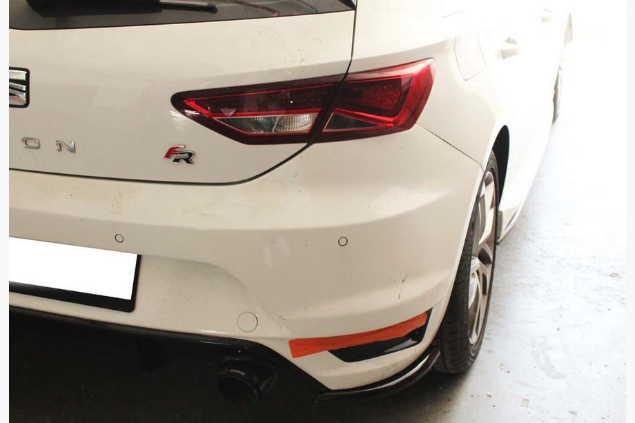 Seat Leon 2013–2020 Zadnji FLAP dodatki DPT (črni sijaj) Image