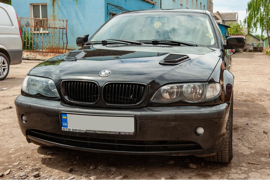 Univerzalne letvice za pokrov motorja DPT (2 kosa, črn visok sijaj) Fotografija 13