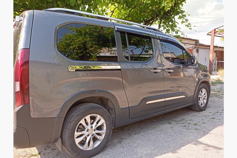 Toyota Proace City 2016– Nerjaveče letvice za drsna vrata (2 kosa) Image