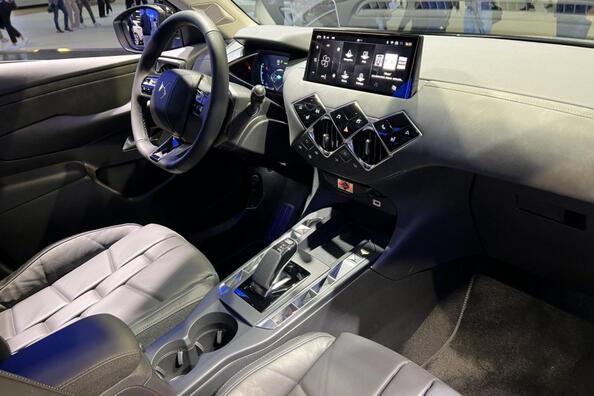 DS 3 e-Tense: test električnega avtomobila Fotografija 6