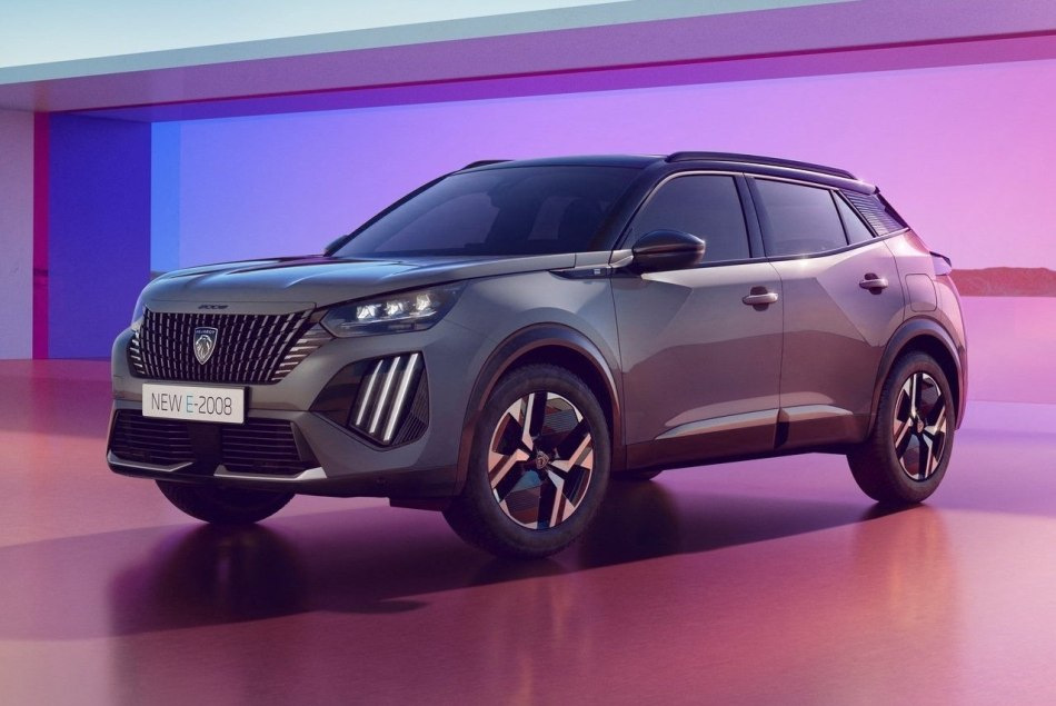Peugeot e-2008 facelift 2023: pregled prenovljenega električnega križanca