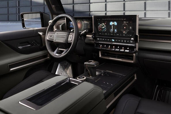 Test Hummer EV SUV: električni SUV nove generacije Fotografija 5