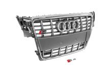 Audi A4 B8 2007–2015 Sprednja maska v slogu RS (2007-2011, siva s kromom) fotografija 3