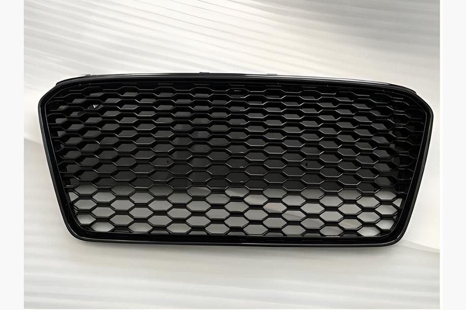 Audi R8 2006–2015 Sprednja maska (2013-2015, črna) Image