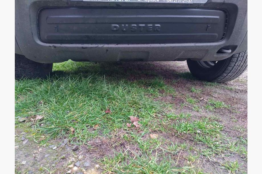 Dacia Duster 2008–2018 Zimski spodnji pokrov maske hladilnika Fotografija 2