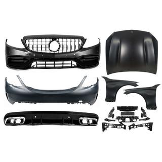 Body kit s pokrovom motorja in blatniki (C63 AMG) fotografija 1
