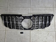 Mercedes ML W164 2005–2011 Odprodaja Sprednja maska (GT, 2005-2008) fotografija 2