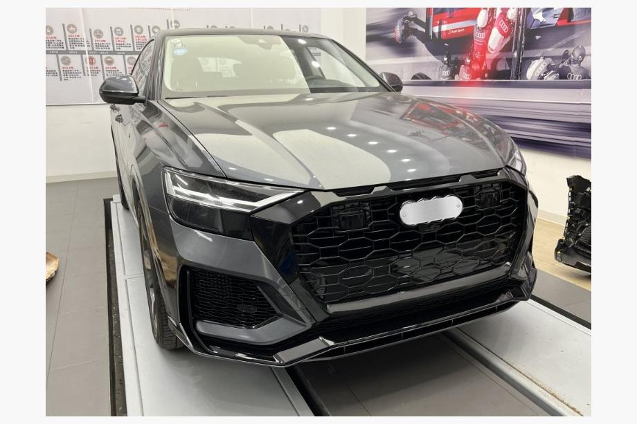 Audi Q8 2018– Sprednji odbijač RS-Style (2018-2023) Image