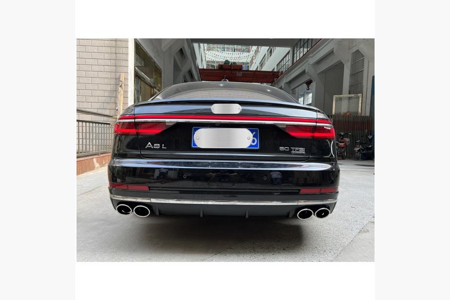 Audi A8 2018– Zadnji difuzor z izpušnimi zaključki S-Style (2018-2021) Image