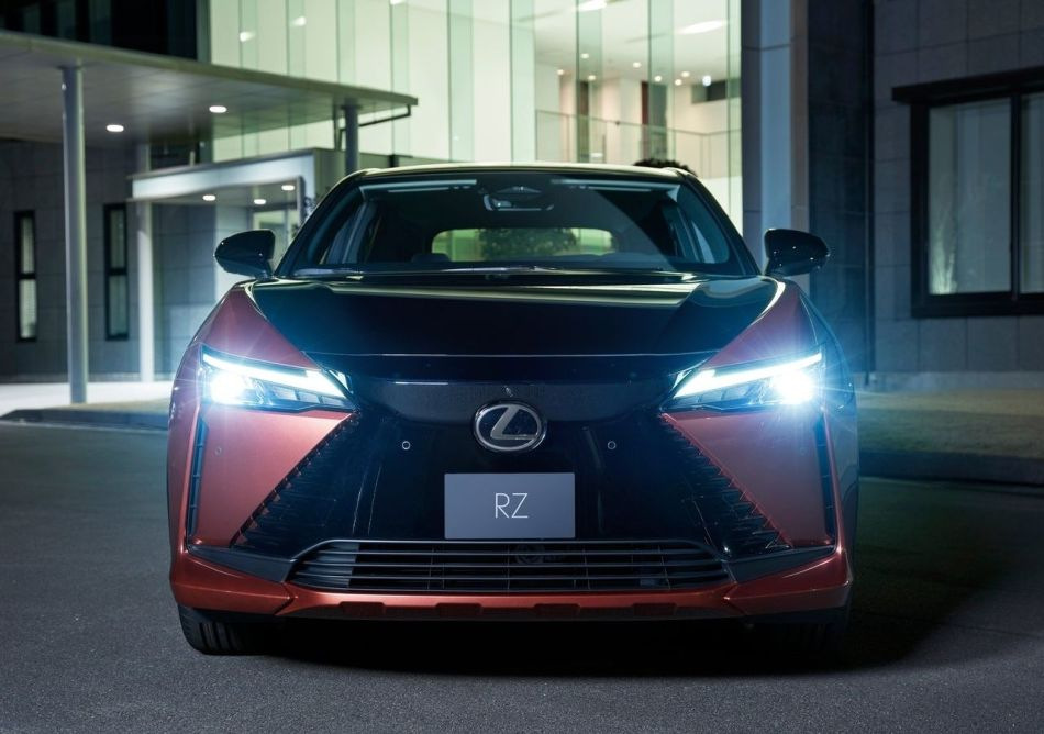 Pregled električnega vozila Lexus RZ