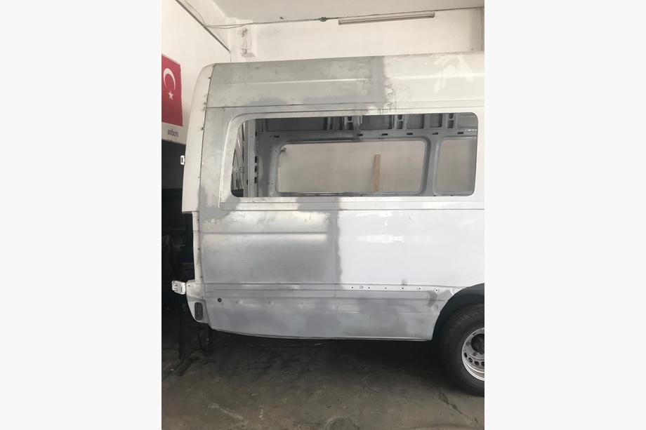 Mercedes Sprinter W907/W910 2018– Komplet za podaljšanje karoserije Zadnji del Fotografija 8