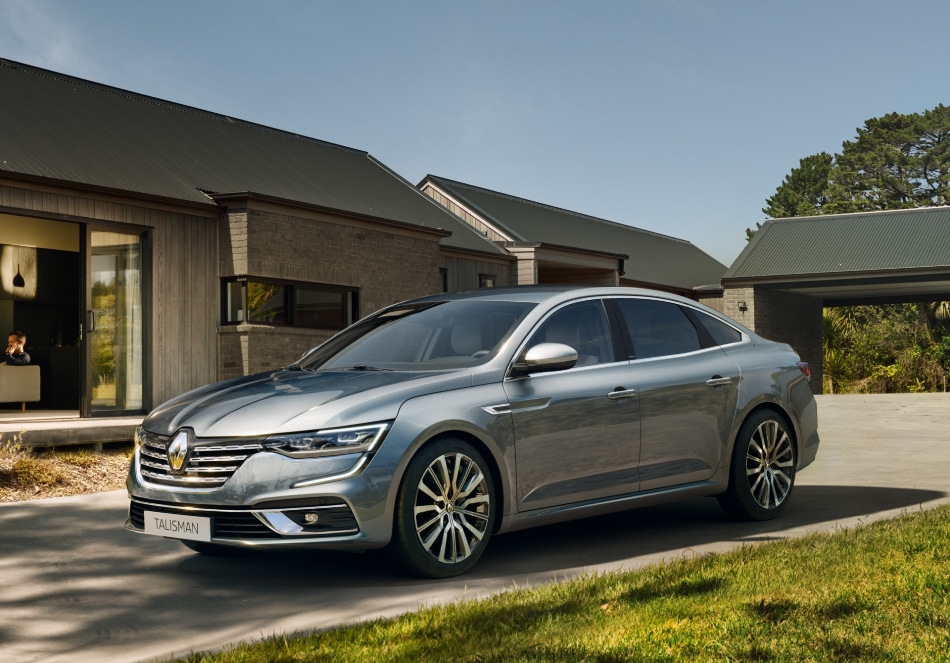 Test limuzine Renault Talisman: prenova prve generacije