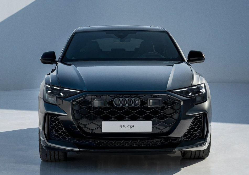 Audi RS Q8: test prenove 2024