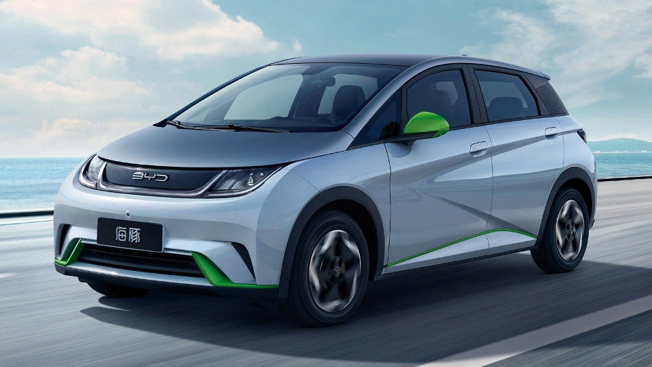 BYD Dolphin 2024: test kompaktnega električnega avtomobila