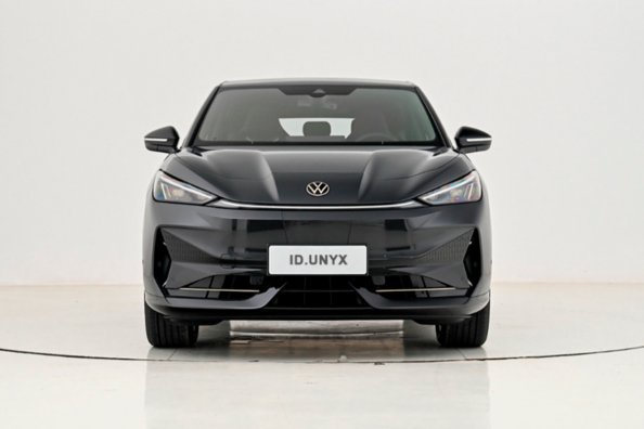 Test električnega crossoverja Volkswagen ID. UNYX