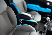 Fiat 500/500L 2013–2022 Naslon za roko (v držalo za pijačo) fotografija 1