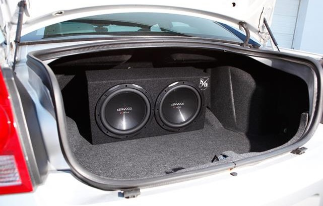 Kako izbrati dober avtosubwoofer: nasveti za ljubitelje glasbe