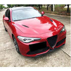 Alfa Romeo Giulia 2016–2022 Pokrov motorja V2 (karbon) fotografija 3