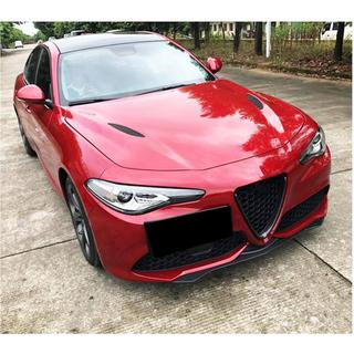 Pokrov motorja V2 (karbon) Alfa Romeo Giulia 2016–2022 fotografija 3