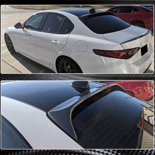Spojlerjeva letvica V2 (karbon) Alfa Romeo Giulia 2016–2022 fotografija 2