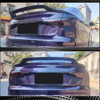 Spojler V8 (za Sedan, karbon) fotografija 3