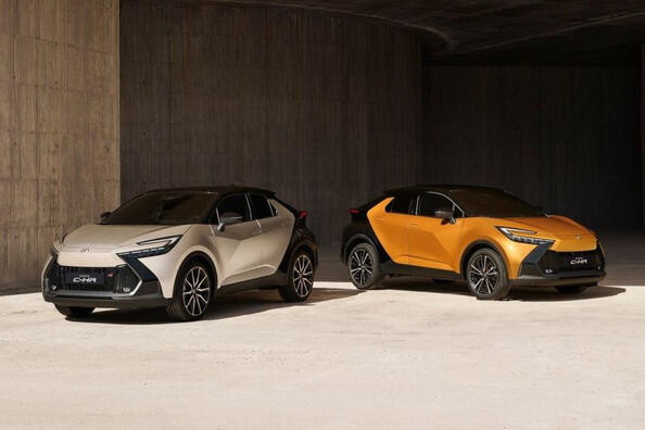 Pregled: stilski hibridni crossover Toyota C-HR (2. generacija) Fotografija 3