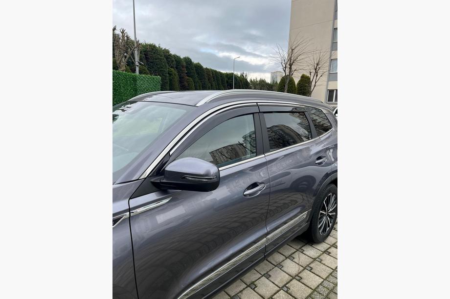 Chery Tiggo 8 2017– Vetrni deflektorji za okna s kromirano letvico (4 kos, Sunplex Steinless) Image