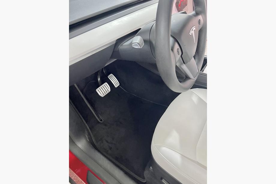 Tesla Model Y 2020– Premium tekstilne preproge (2020-2024, črne) Fotografija 6