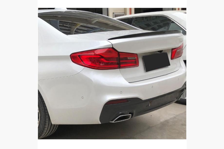 BMW serija 5 G30/G31 2017–2023 Spojler V3 (za G30/F90, karbon) Fotografija 3