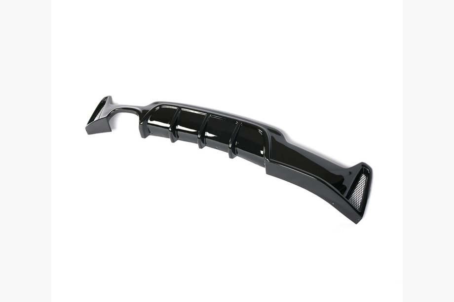 BMW serija 4 F32/F33/F36 2012–2020 Difuzor zadnjega odbijača ABS karbon V5 (M-Sport) Image