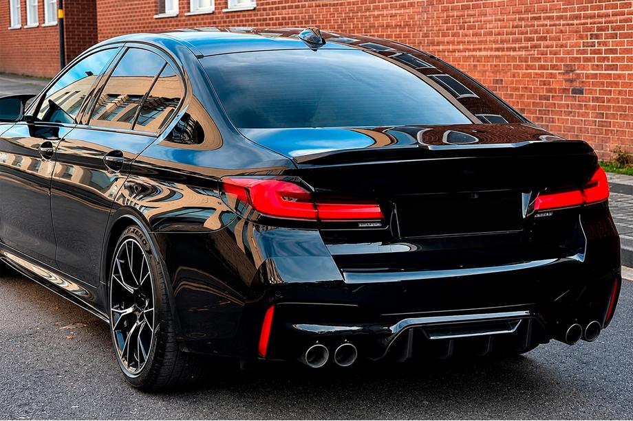 BMW serija 5 G30/G31 2017–2023 Difuzor zadnjega odbijača V1 (za M5 F90, karbon) Image
