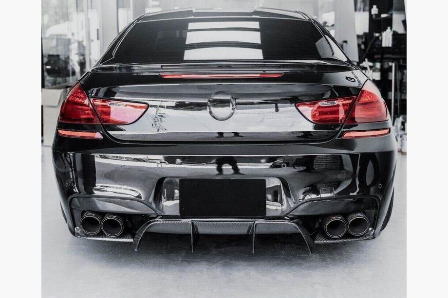 BMW serija 6 F12/F13/F06 2011–2018 Difuzor zadnjega odbijača FRP V2 (za M6) Fotografija 4