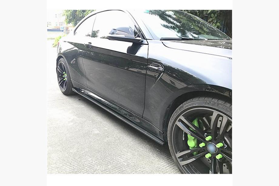 BMW serija 2 F22/F23 2014–2021 Karbon V2 obloge pragov (za M-Competition) Fotografija 3
