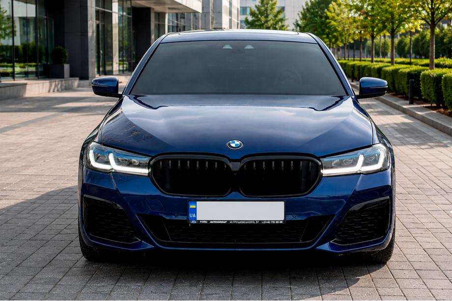 BMW serija 5 G30/G31 2017–2023 Sprednja žarometa Full LED Laser facelift (potrebna menjava odbijača) Image