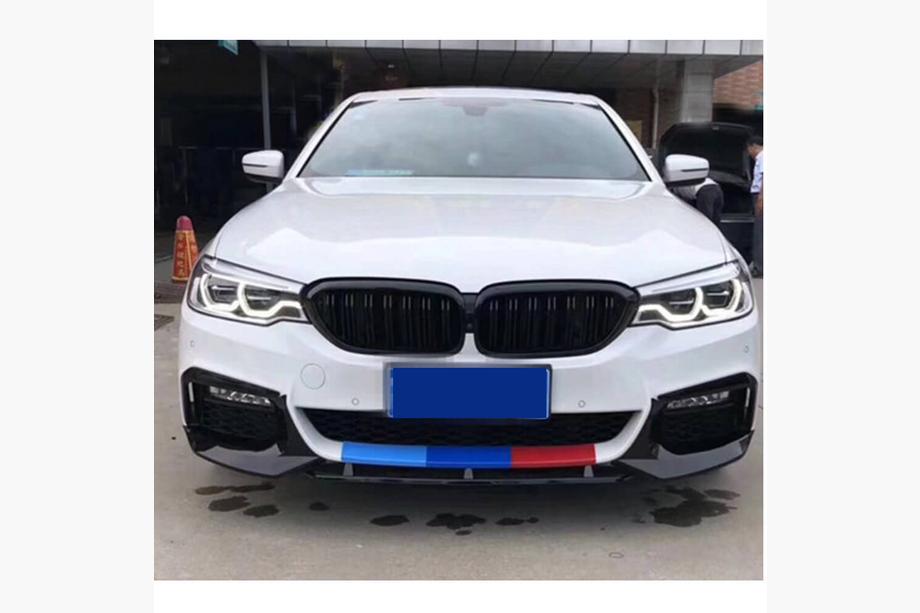 BMW serija 5 G30/G31 2017–2023 Flapi sprednjega odbijača Flap V1 (za M-Sport 2017-2020, karbon) Fotografija 2