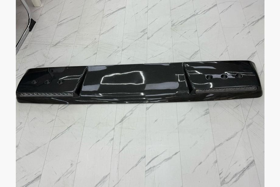 Mercedes G-Class W463 2018–2024 Vizir zadnjega stekla BRB design (Carbon) Image