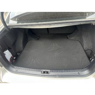 Preproga za prtljažnik (SD, črna) Toyota Avensis 2003–2009 fotografija 3