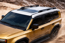 Toyota Land Cruiser Prado 250 2023– Črne OEM strešne vzdolžne letve (aluminij) fotografija 3